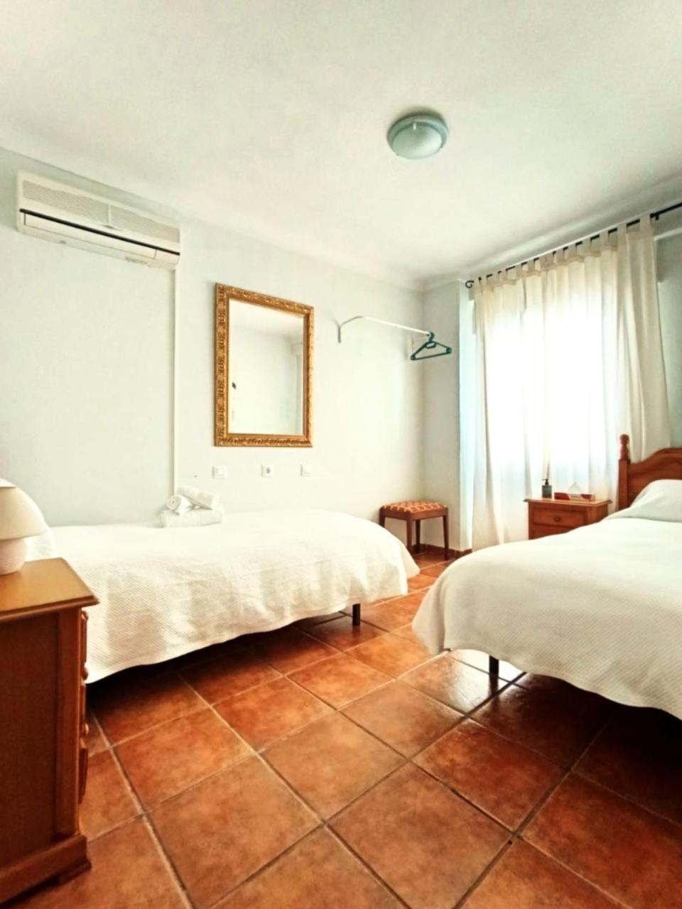 Hostal R-Conecta Cuevas De San Marcos Exterior photo